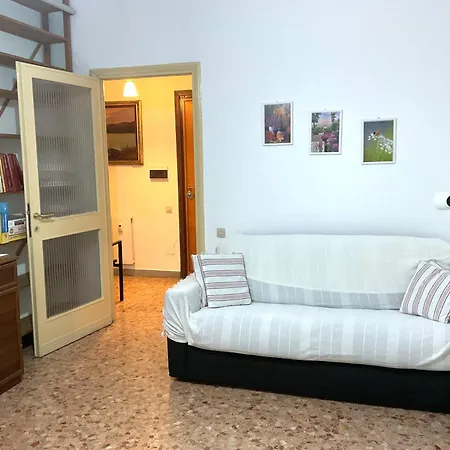 Lungotevere Vacation Nest