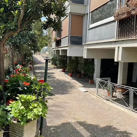 Lungotevere Vacation Nest * Rome