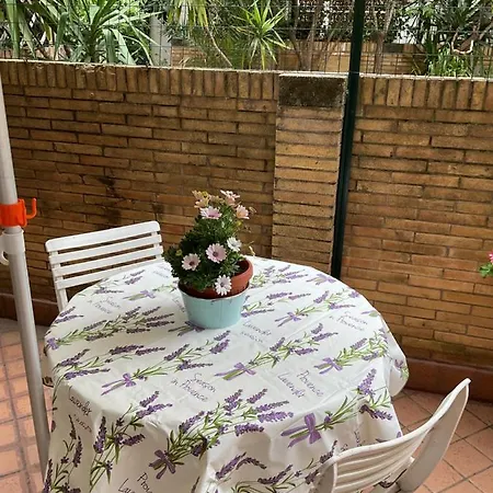 Lungotevere Vacation Nest Apartment Rome